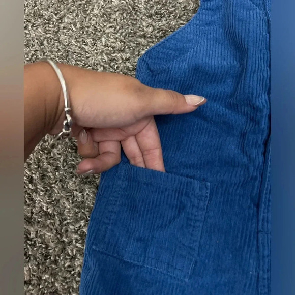 H&M Corduroy Overalls - Picture 6 of 8